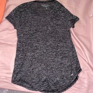 Hollister “must have collection” t shirt